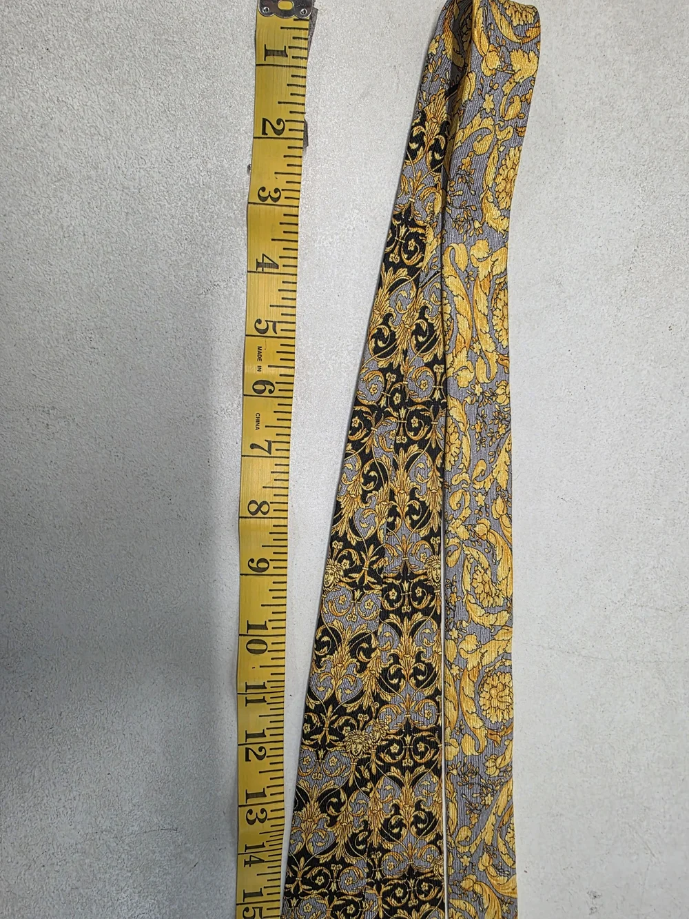 Vintage Gianni Versace 100% Silk Tie Medusa Baroque Black Gold Gray Italy